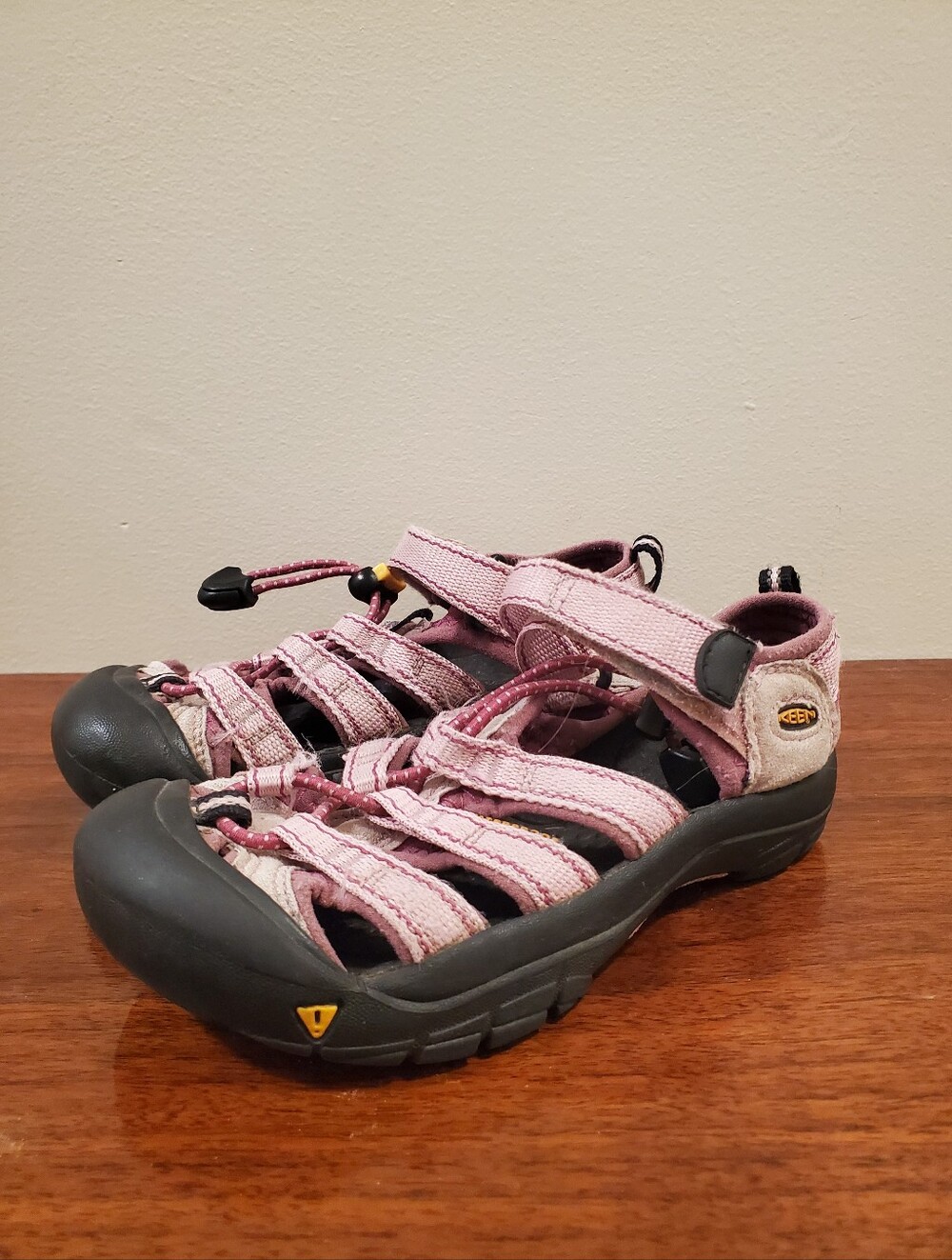 Girl Size 12 KEEN sandals